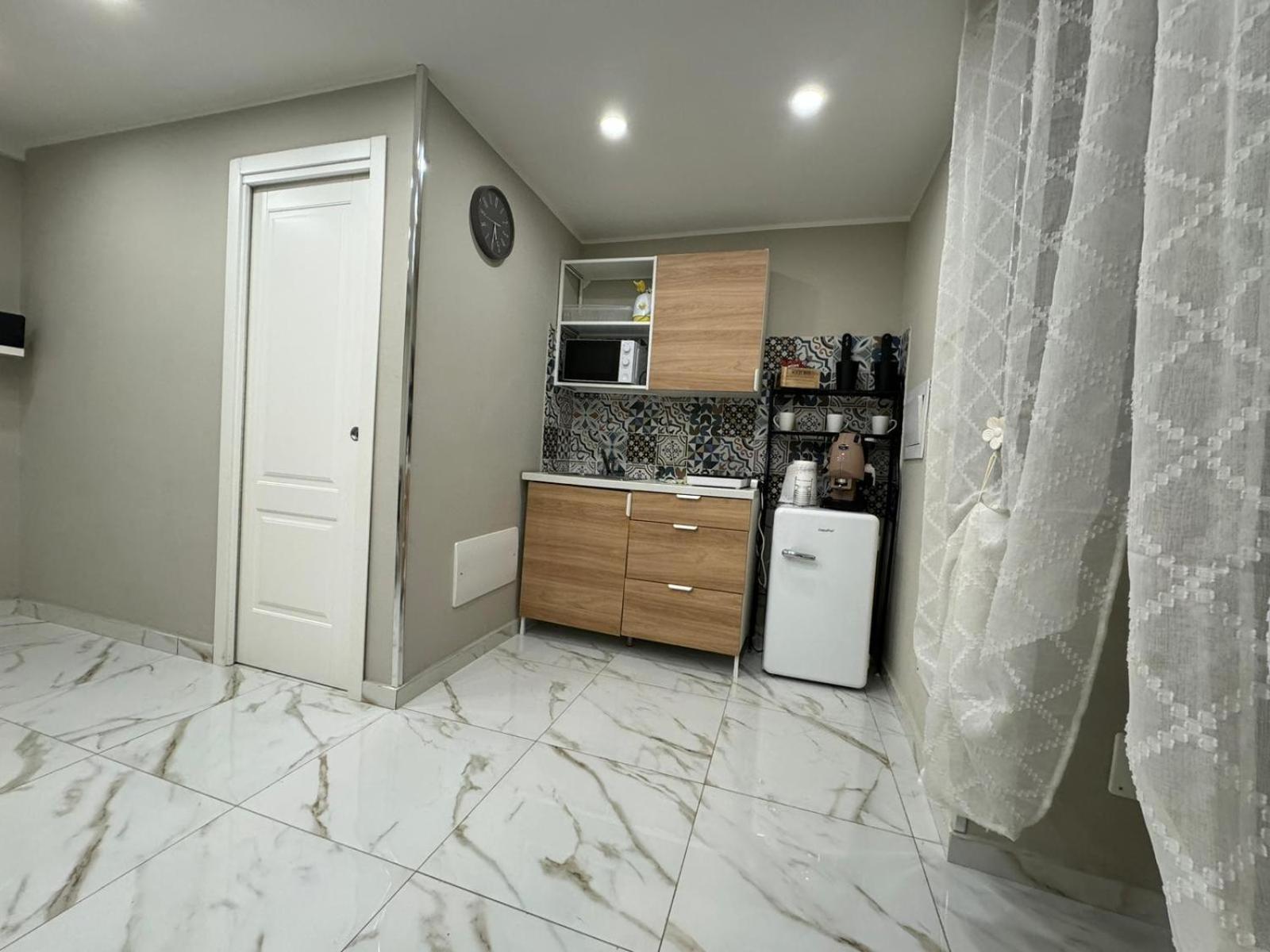 Pizzaiola'S Home Napoli Ngoại thất bức ảnh
