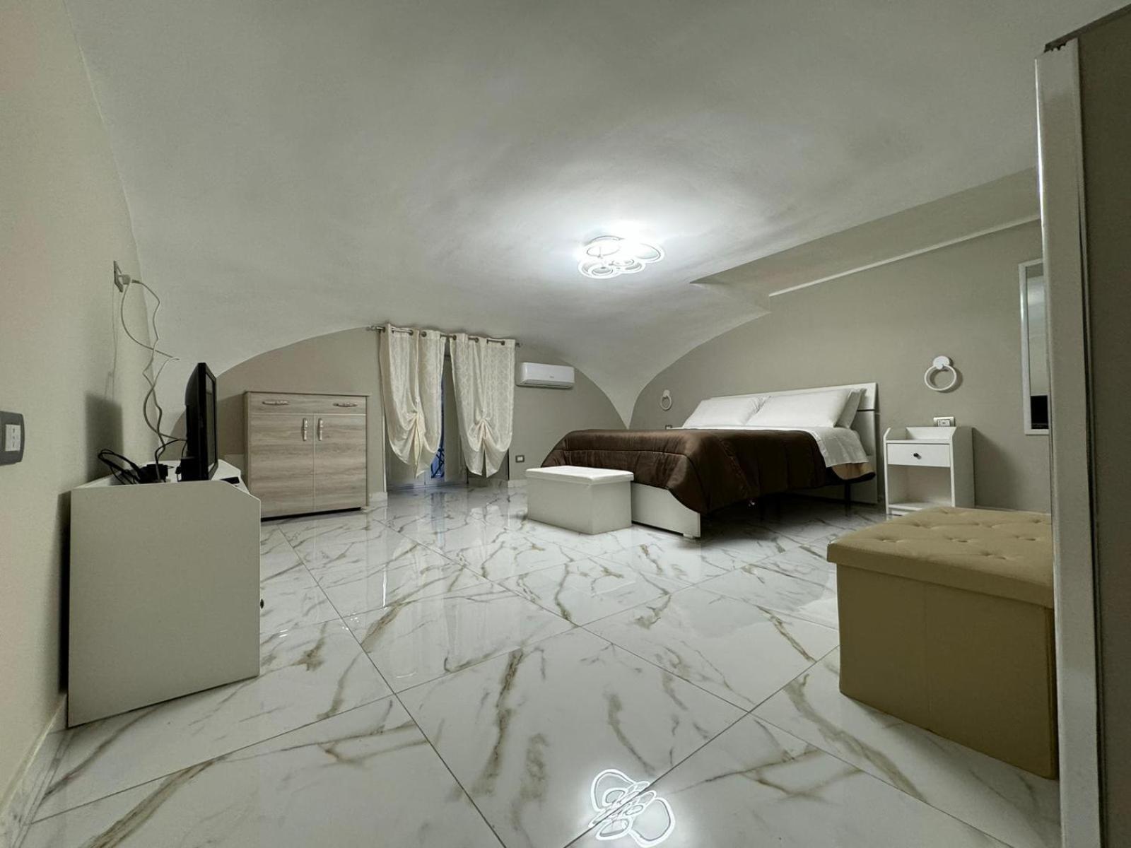 Pizzaiola'S Home Napoli Ngoại thất bức ảnh