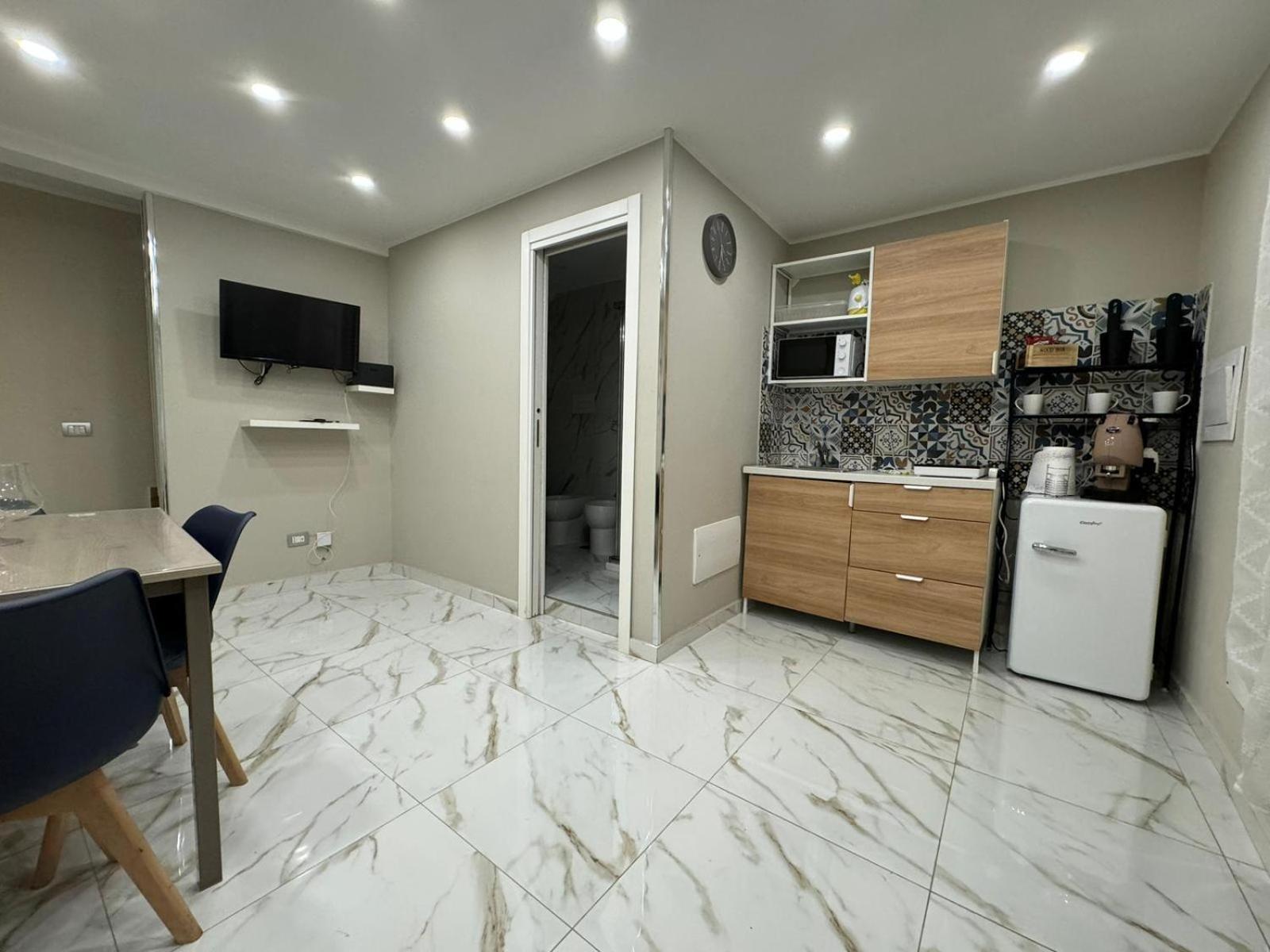 Pizzaiola'S Home Napoli Ngoại thất bức ảnh